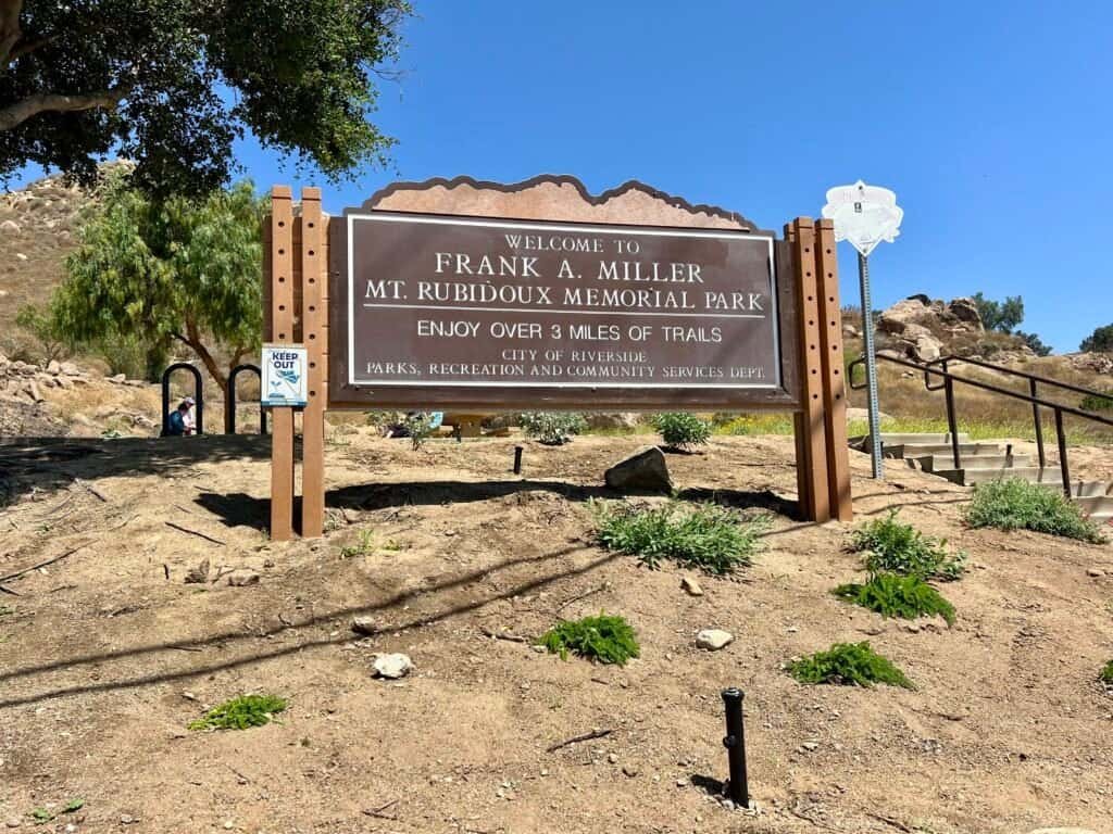 Mount Rubidoux Park entrance sign in Riverside, California on a sunny day