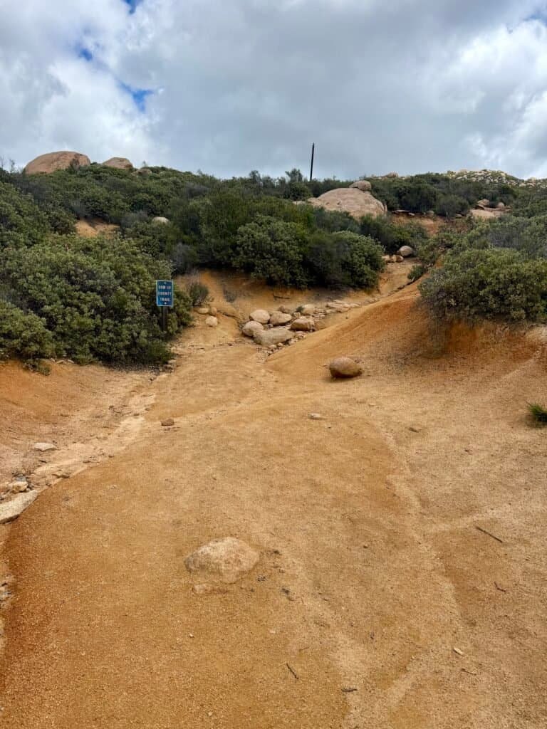 Steep, rocky final climb toward the El Cajon Mountain summit