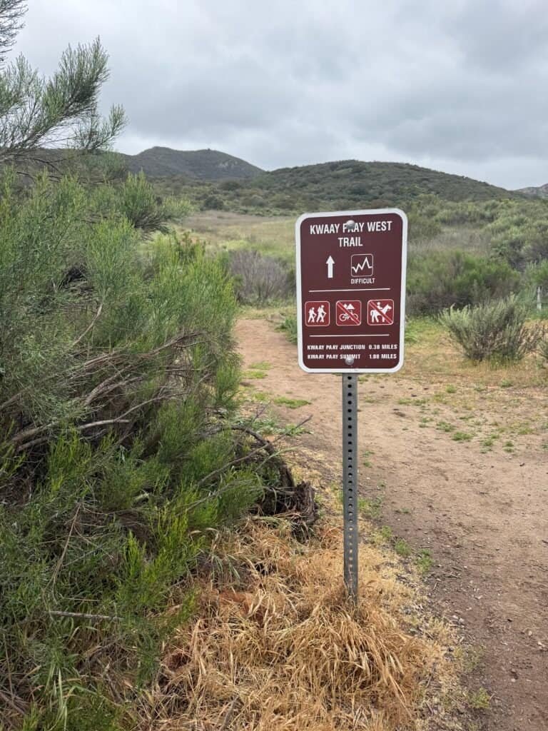 Kwaay Paay West Trail marker along Father Junípero Serra Trail in Mission Trails