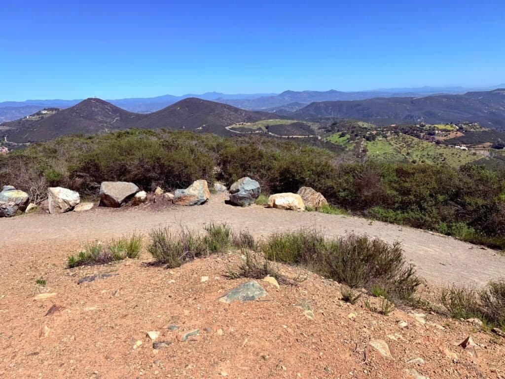 Panoramic mountain views from the summit of Double Peak in San Marcos, California