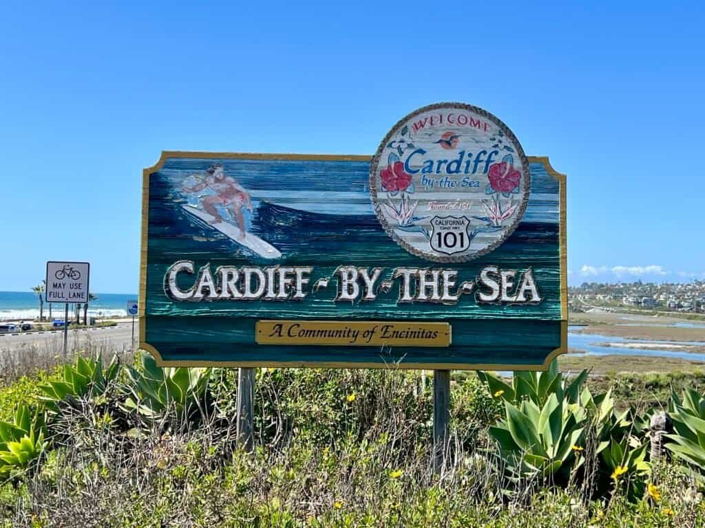 Cardiff-by-the-Sea welcome sign overlooking the coastline near Cardiff State Beach