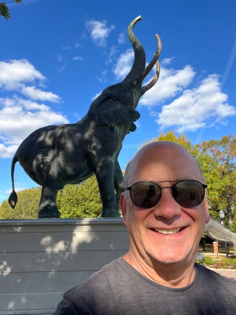 Selfie in front of Tuska the bronze elephant statue on the University of Alabama campus in Tuscaloosa.